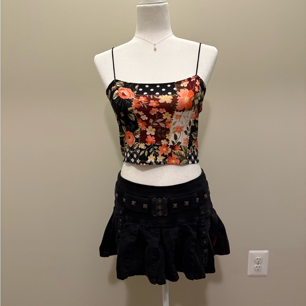 Floral patchwork style print cropped cami, size M